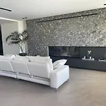 In Patras With Pool Near Βίλα Ρογίτικα